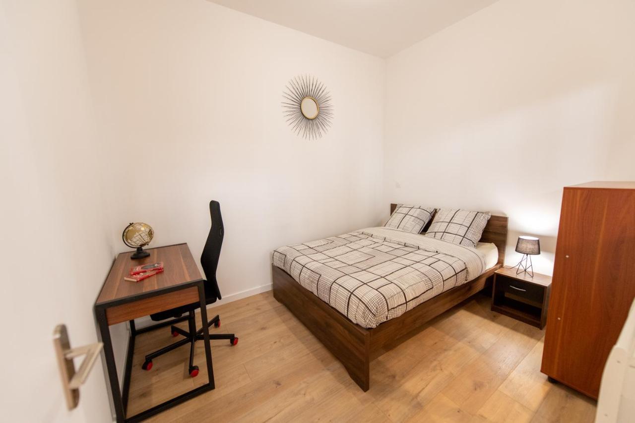 Kasa Loft Centre 2 - Wifi Et Tv - Confortable Et Stationnement Gratuit A Proximite Сент-Етьєн Екстер'єр фото